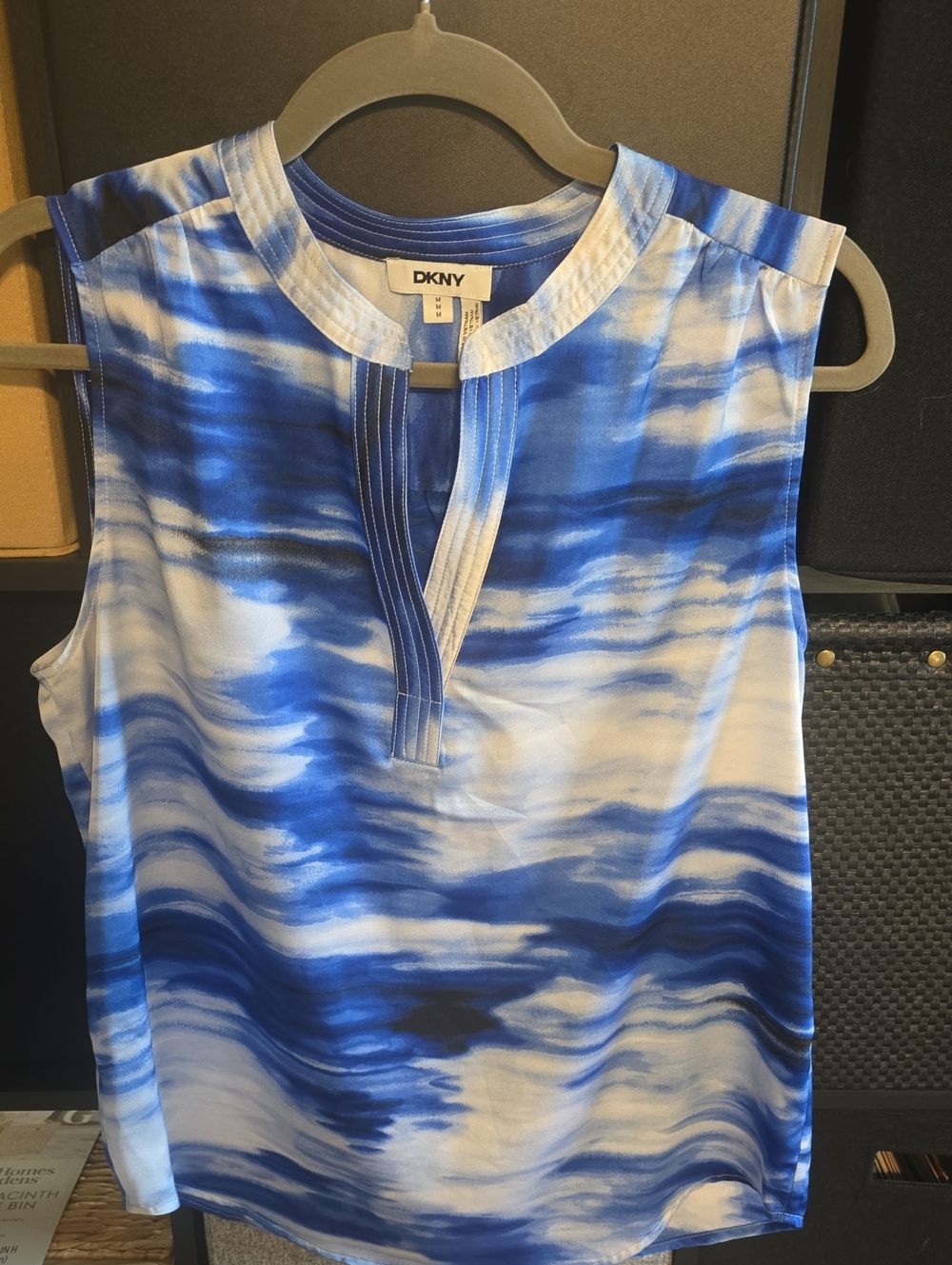 DKNY Blue & White Printed Sleeveless Camisole
